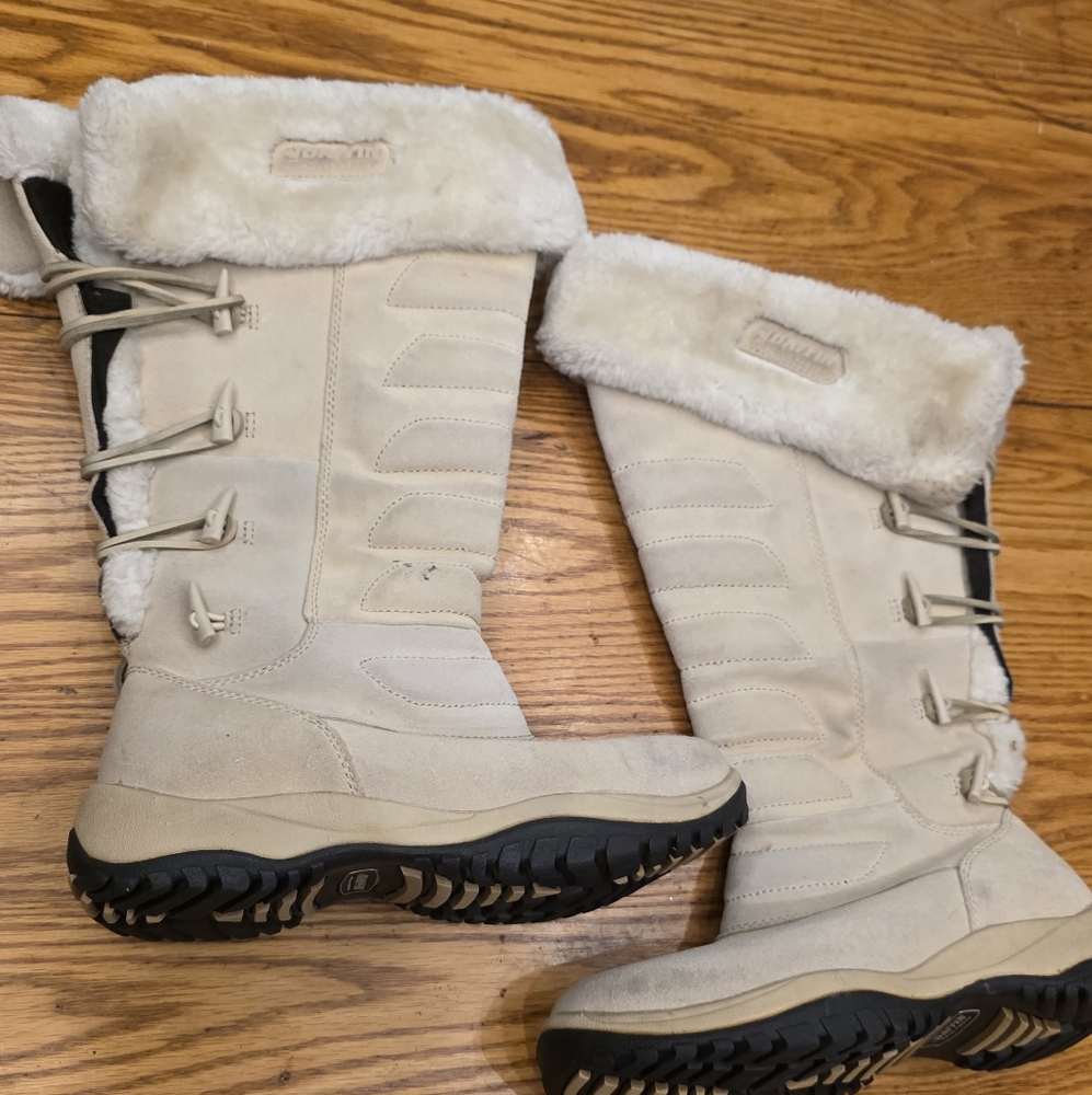 Women's Baffin Polar Proven Kona Fur Boots size 8